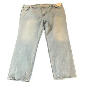 NWT Abercrombie & Fitch Light Wash Ultra High Rise 90s Straight Jean Size 37/24R